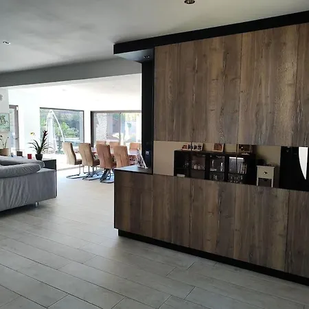 Maison Avec Piscine Proche 别墅